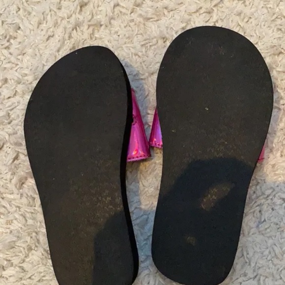 Michael Kors slides for little girl - Picture 2 of 2